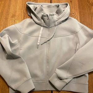 Lululemon Rogue Renegade Zip Hoodie
Rhino Grey 10